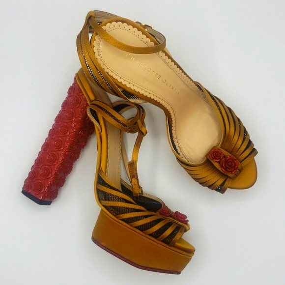 CHARLOTTE OLYMPIA SIZE 40 THIS SHOES RUNS 1 SIZE SMALLER 100% AUTHENTIC - Picture 10 of 17